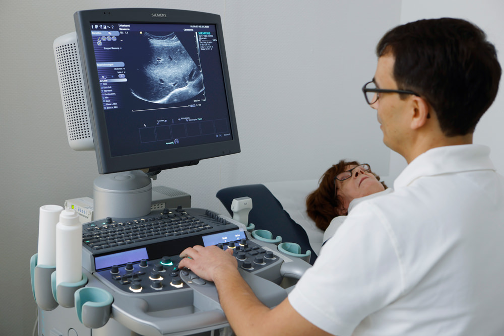 Gastroenterologie Dortmund - Qawasma - Leistungen - _G6A2265_sonografie